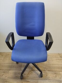 Kancelárska stolička