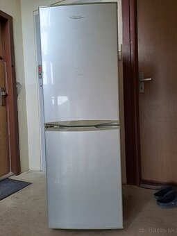 CHLADNIČKA S MRAZNIČKOU