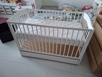 Detská postielka + monitor dychu