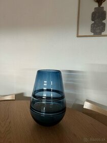 Fúkaná sklenená váza