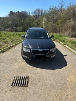 Škoda Superb 2012 combi