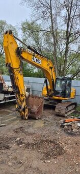 Predam pasovy bager JCB 220 LC