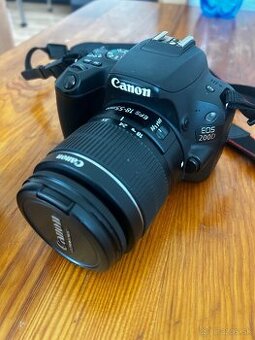 Canon EOS 200D