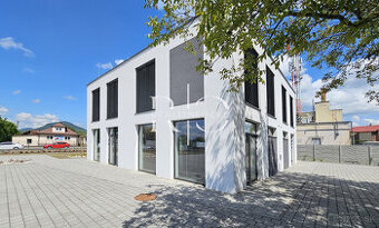 Na prenájom polyfunkčná budova + 2izb. apartmány , Prešov