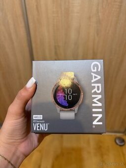 PREDÁM GARMIN VENU HODINKY