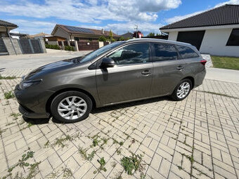 Toyota Auris TS 1.6 Final Edition, rv2019 - prvy majitel