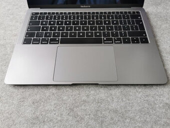 MACBOOK AIR (RETINA, 13-INCH, 2019)