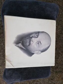 Kniha LENIN