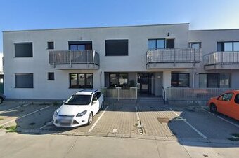 PRENÁJOM – 2iz byt s parkingom v RAČI