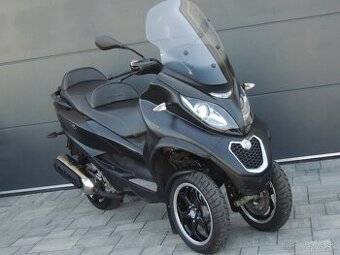 PIAGGIO MP3 500 LT 2015 ,, B" vodičák ABS ASR