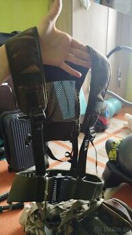 Vesta ,battle belt,ak47,m4 aapo,maskáče