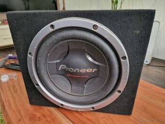 Pioneer Subwoofer do auta