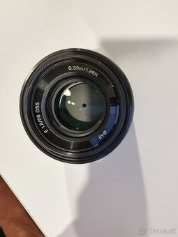 Sony 50mm f/1.8 E-mount