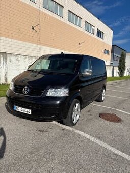 Predám Volkswagen Multivan T5