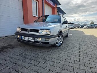 VW GOLF MK3 1,8 BENZIN 66KW