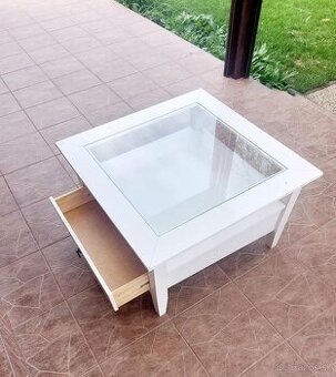 Darujem konferenčný stolík