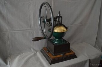 Mlynček na kávu Peugeot  A 3