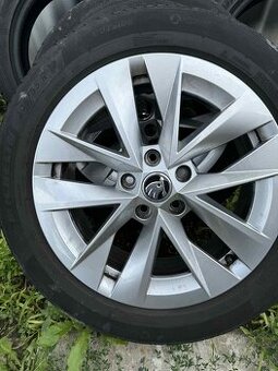 Predám Elektróny R17 obuté na letných pneumatikách Michelin - 1