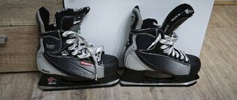 Predám chlapčenské korčule