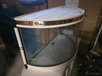 Predam akvárium 240L