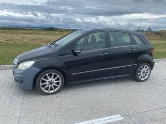 Mercedes Benz B200 CDI