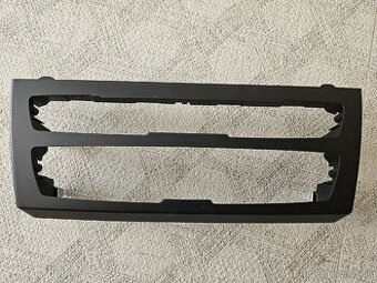 Bmw f20 rámik klimy a radia