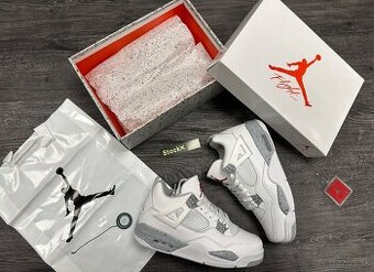 Jordan Air Jordan 4 Retro "White Oreo" Tenisky