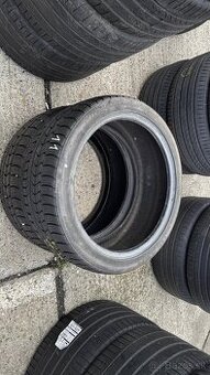 Zimne 2ks 225/40R18