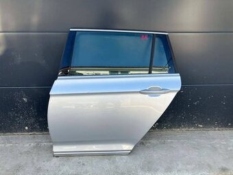 VW PASSAT B8 KOMBI 14- ĽAVÉ ZADNÉ DVERE