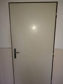 Interiérové dvere a plechové zárubňe 80 tky ľavé