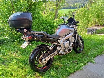 Yamaha FZ600