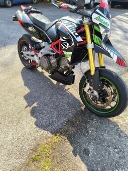 Aprilia Dorsoduro 750