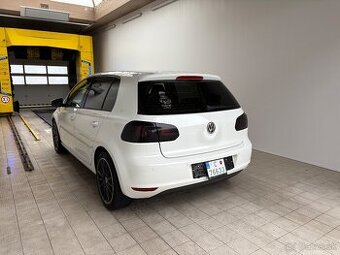 Vw golf 6 benzín 2012