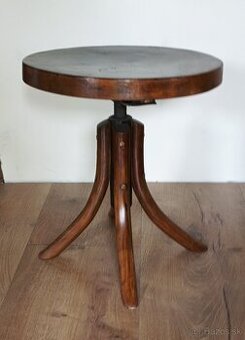 taburetka thonet