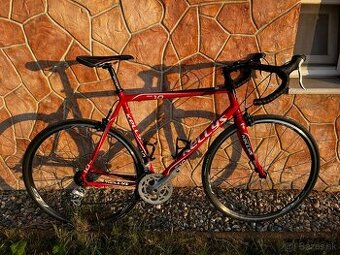 Cestný bicykel Kellys ARC 1.0