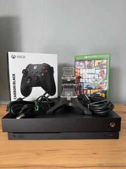 Xbox one X 1 tb + nabíjačka na ovládač + gta V