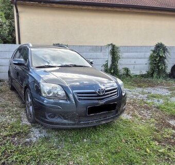 Toyota Avensis Combi 2.0