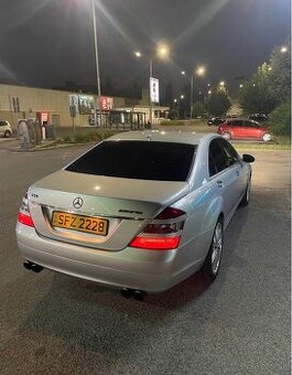 Mercedes Benz S500