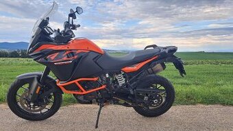 ĶTM 1090 Adventure