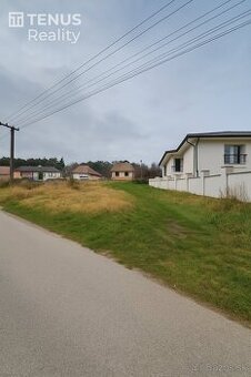 tenus Reality – Exkluzívny stavebný pozemok 510 m² všetky IS - 1