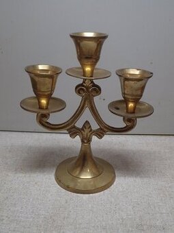 Mosadzný svietnik trojramenný