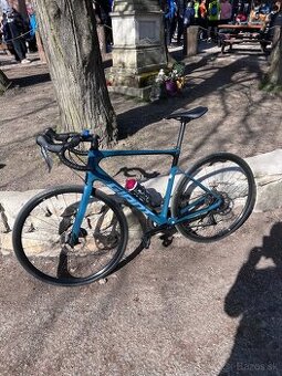 Giant Defy Advanced 2 M/L