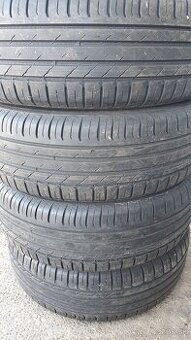 225/65 R17