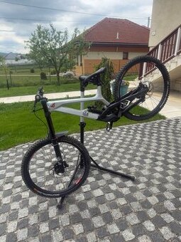 Yt tues 29 PRO 2022 - L