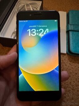 iPhone 8 plus 64gb - ako nový