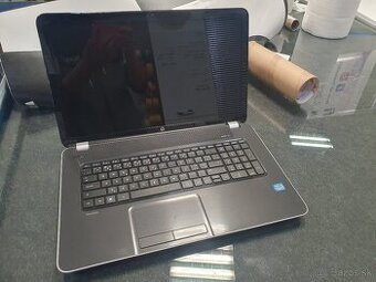 AKO NOVÝ HP 17" i3 8GB Win 11