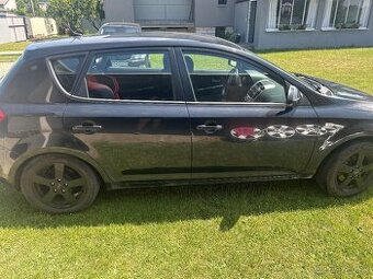 KIA CEED 1,6, Benzín, Plyn - 1