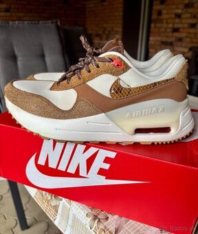 Tenisky Nike Air Max SE