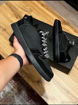 Jordan x Travis Scott Air Jordan 1 Low Black Phantom