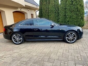 Audi A5 3.2 FSI 3X S line Quattro